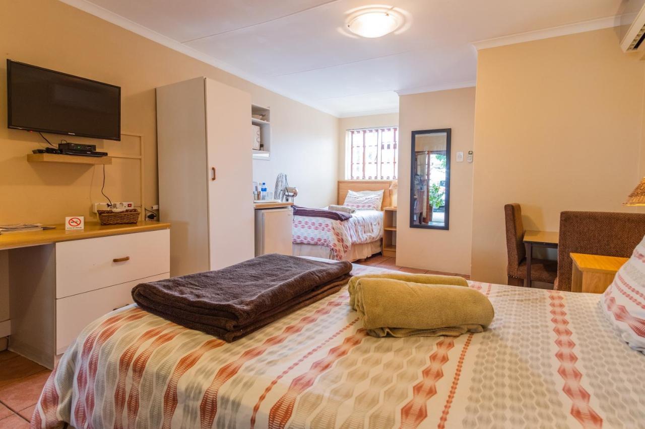 Treetops Guesthouse Port Elizabeth Extérieur photo